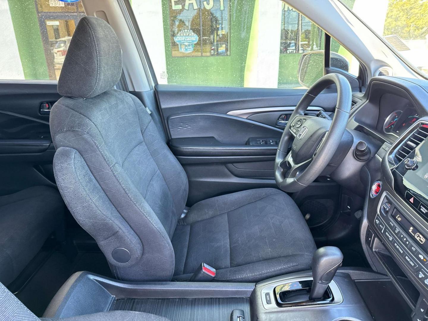 2020 Platinum White Pearl /Black Honda Pilot EX 2WD (5FNYF5H38LB) , Automatic transmission, located at 6904 Johnston St., Lafayette, LA, 70503, (337) 988-1960, 30.143589, -92.100601 - Photo#8