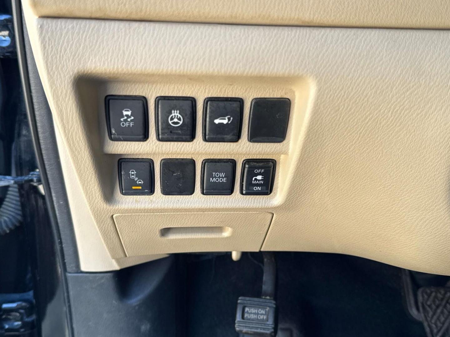 2019 Pearl White Tricoat /Almond Nissan Pathfinder FWD Platinum (5N1DR2MN8KC) , Automatic transmission, located at 6904 Johnston St., Lafayette, LA, 70503, (337) 988-1960, 30.143589, -92.100601 - Photo#23