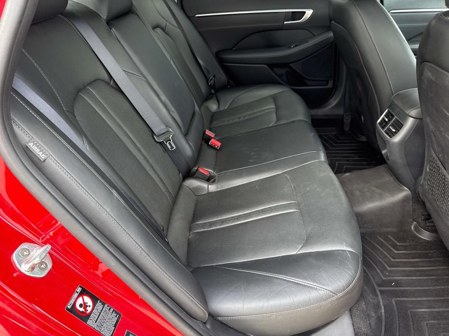 2020 Calypso Red /Black Hyundai Sonata Limited 1.6T (5NPEH4J20LH) , Automatic transmission, located at 6904 Johnston St., Lafayette, LA, 70503, (337) 988-1960, 30.143589, -92.100601 - Photo#8