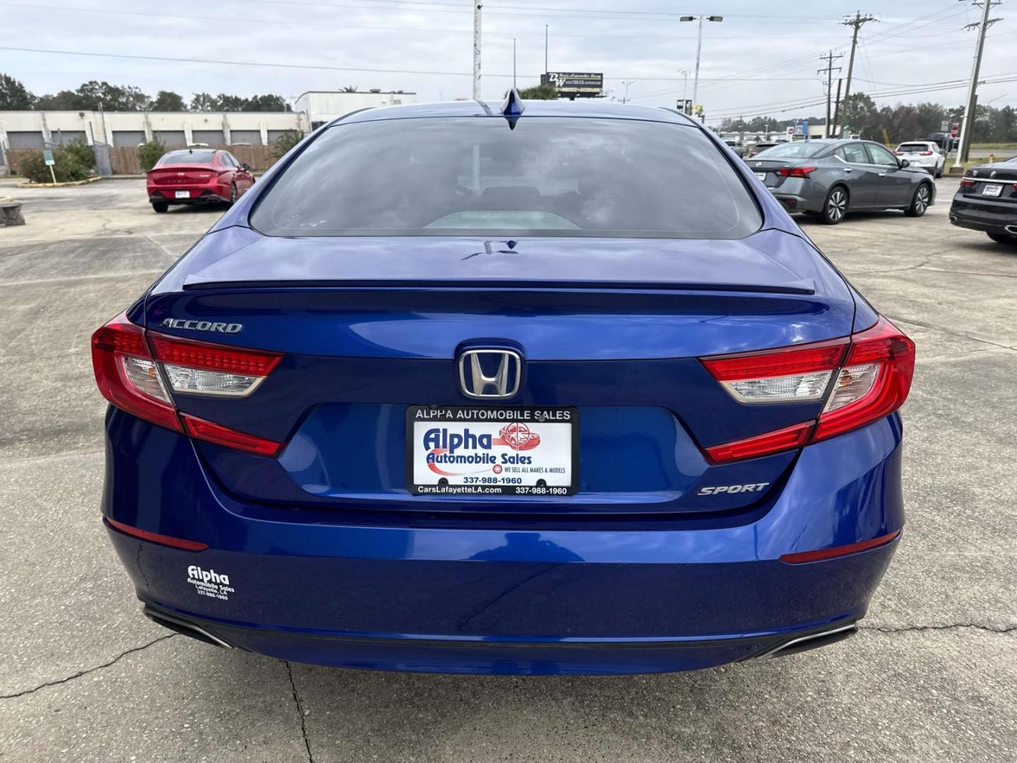 2018 Blue /Black Honda Accord Sedan Sport 1.5T CVT (1HGCV1F32JA) , Automatic transmission, located at 6904 Johnston St., Lafayette, LA, 70503, (337) 988-1960, 30.143589, -92.100601 - Photo#5