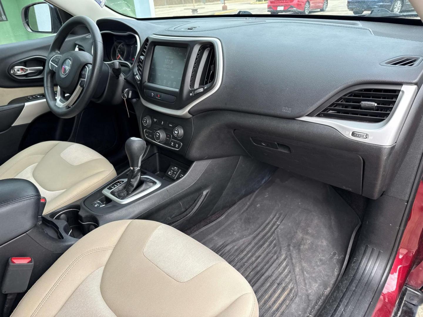 2018 Velvet Red Pearlcoat /Black Jeep Cherokee Latitude Tech Connect FWD (1C4PJLCB8JD) , Automatic transmission, located at 6904 Johnston St., Lafayette, LA, 70503, (337) 988-1960, 30.143589, -92.100601 - Photo#12