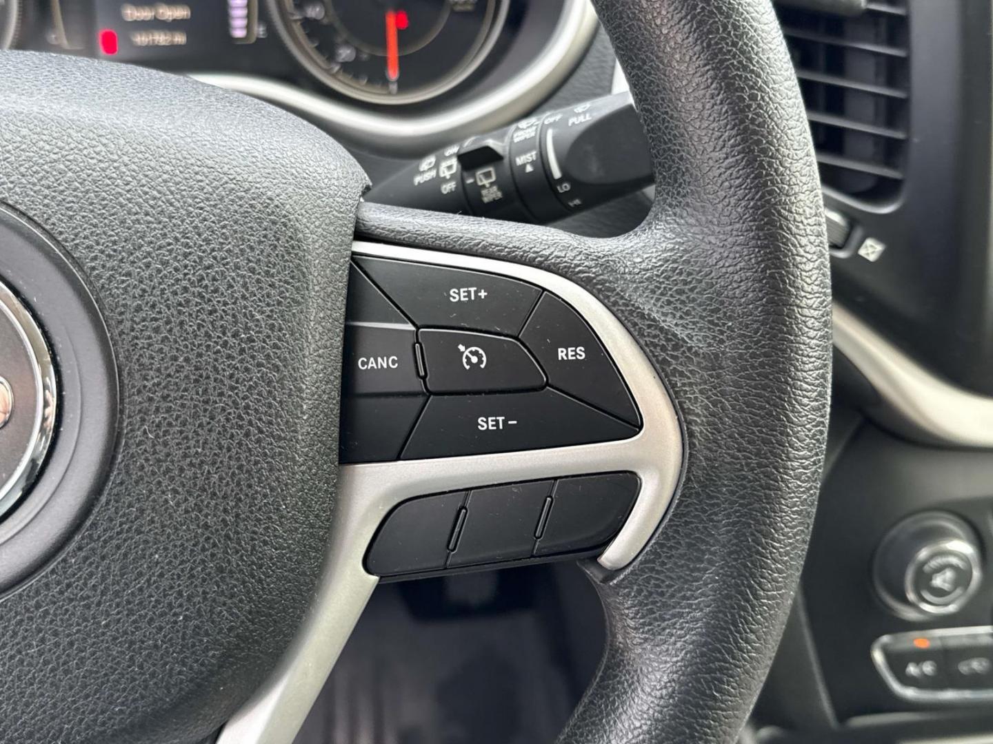 2018 Velvet Red Pearlcoat /Black Jeep Cherokee Latitude Tech Connect FWD (1C4PJLCB8JD) , Automatic transmission, located at 6904 Johnston St., Lafayette, LA, 70503, (337) 988-1960, 30.143589, -92.100601 - Photo#21