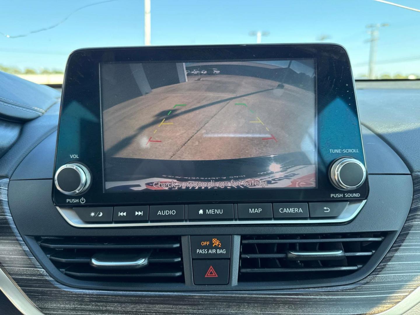 2019 Super Black /Charcoal Nissan Altima 2.5 SL Sedan (1N4BL4EV5KC) , Automatic transmission, located at 6904 Johnston St., Lafayette, LA, 70503, (337) 988-1960, 30.143589, -92.100601 - Photo#28