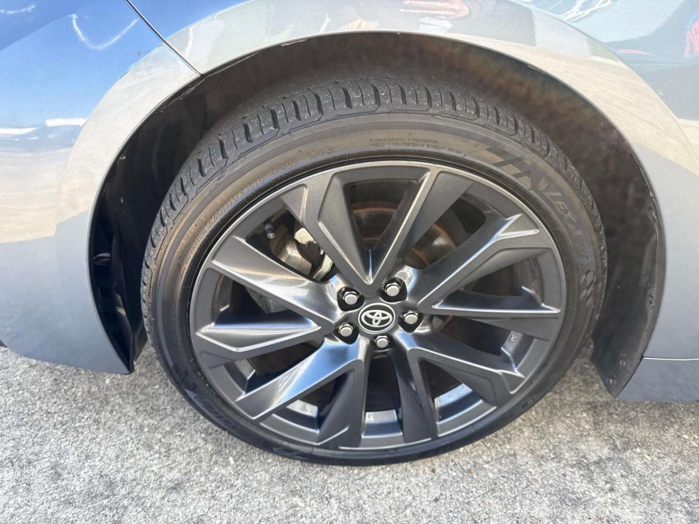 2024 Classic Silver Metallic /Black/Red Toyota Corolla SE CVT (Natl) (5YFS4MCE5RP) , Automatic transmission, located at 6904 Johnston St., Lafayette, LA, 70503, (337) 988-1960, 30.143589, -92.100601 - Photo#3