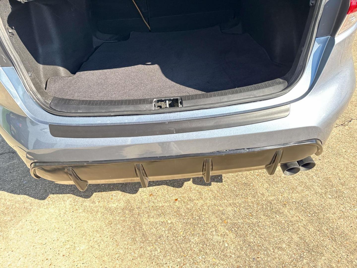 2024 Classic Silver Metallic /Black/Red Toyota Corolla SE CVT (Natl) (5YFS4MCE5RP) , Automatic transmission, located at 6904 Johnston St., Lafayette, LA, 70503, (337) 988-1960, 30.143589, -92.100601 - Photo#7