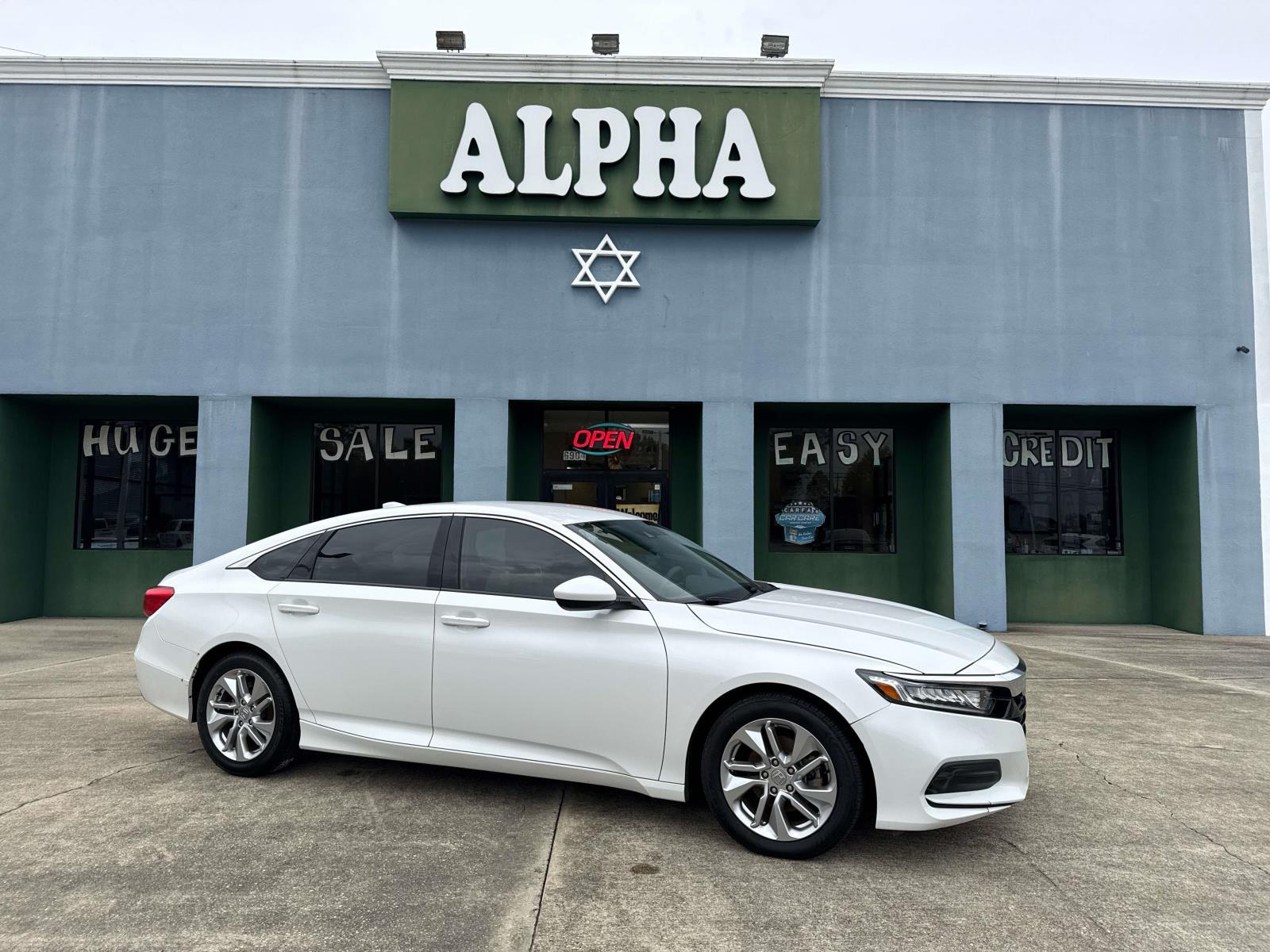 photo of 2019 Honda Accord Sedan LX 1.5T CVT