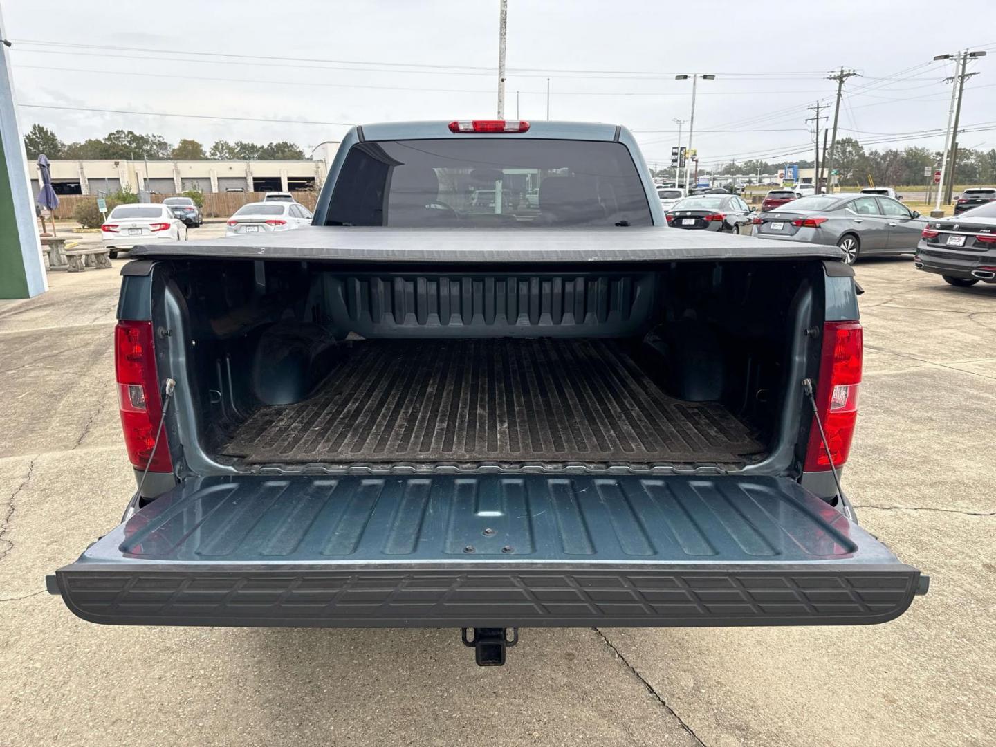 2013 Blue Granite Metallic /Ebony Chevrolet Silverado 1500 2WD Crew Cab 143.5 LT (3GCPCSE06DG) , Automatic transmission, located at 6904 Johnston St., Lafayette, LA, 70503, (337) 988-1960, 30.143589, -92.100601 - Photo#7