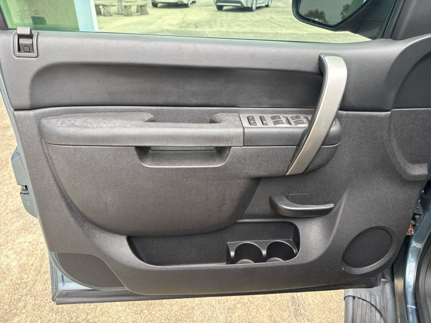 2013 Blue Granite Metallic /Ebony Chevrolet Silverado 1500 2WD Crew Cab 143.5 LT (3GCPCSE06DG) , Automatic transmission, located at 6904 Johnston St., Lafayette, LA, 70503, (337) 988-1960, 30.143589, -92.100601 - Photo#17