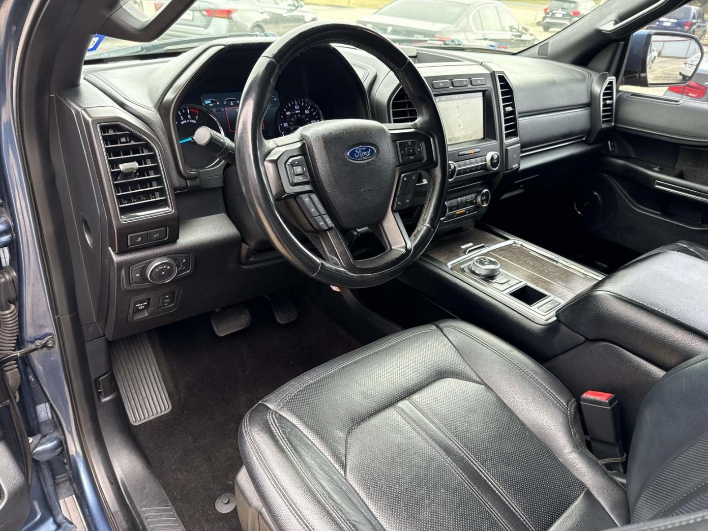 2018 Blue Metallic /Ebony Ford Expedition Limited 4x2 (1FMJU1KT4JE) , Automatic transmission, located at 6904 Johnston St., Lafayette, LA, 70503, (337) 988-1960, 30.143589, -92.100601 - Photo#19