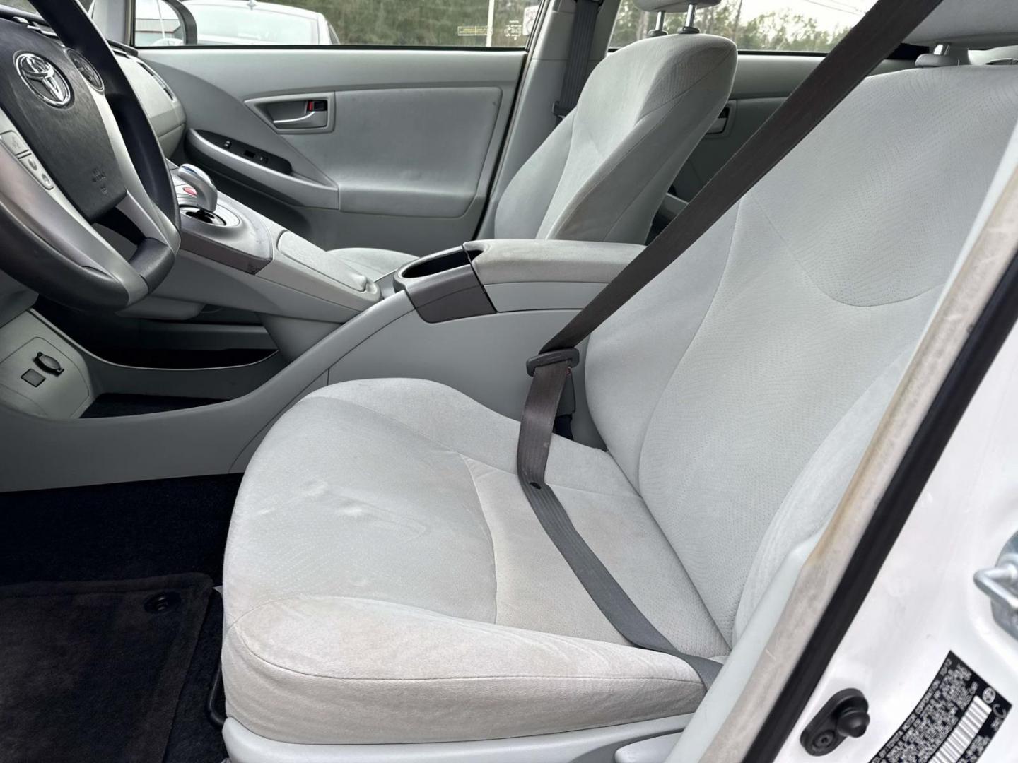 2013 Blizzard Pearl /Dark Gray Toyota Prius 5dr HB One (Natl) (JTDKN3DU8D5) , Automatic transmission, located at 6904 Johnston St., Lafayette, LA, 70503, (337) 988-1960, 30.143589, -92.100601 - Photo#15