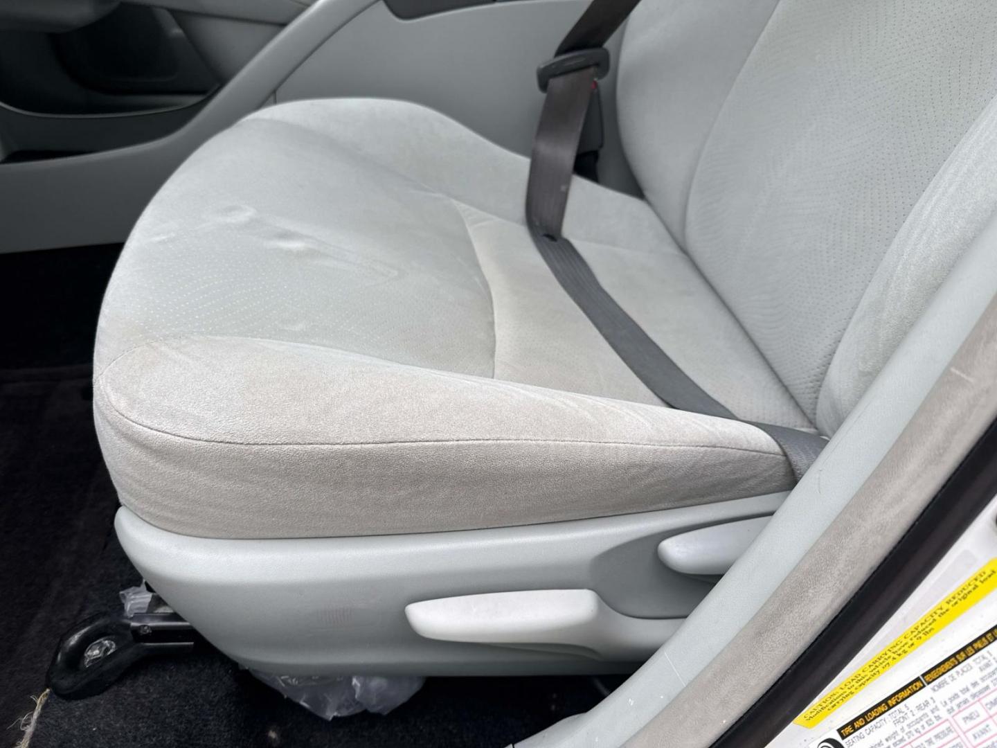 2013 Blizzard Pearl /Dark Gray Toyota Prius 5dr HB One (Natl) (JTDKN3DU8D5) , Automatic transmission, located at 6904 Johnston St., Lafayette, LA, 70503, (337) 988-1960, 30.143589, -92.100601 - Photo#16