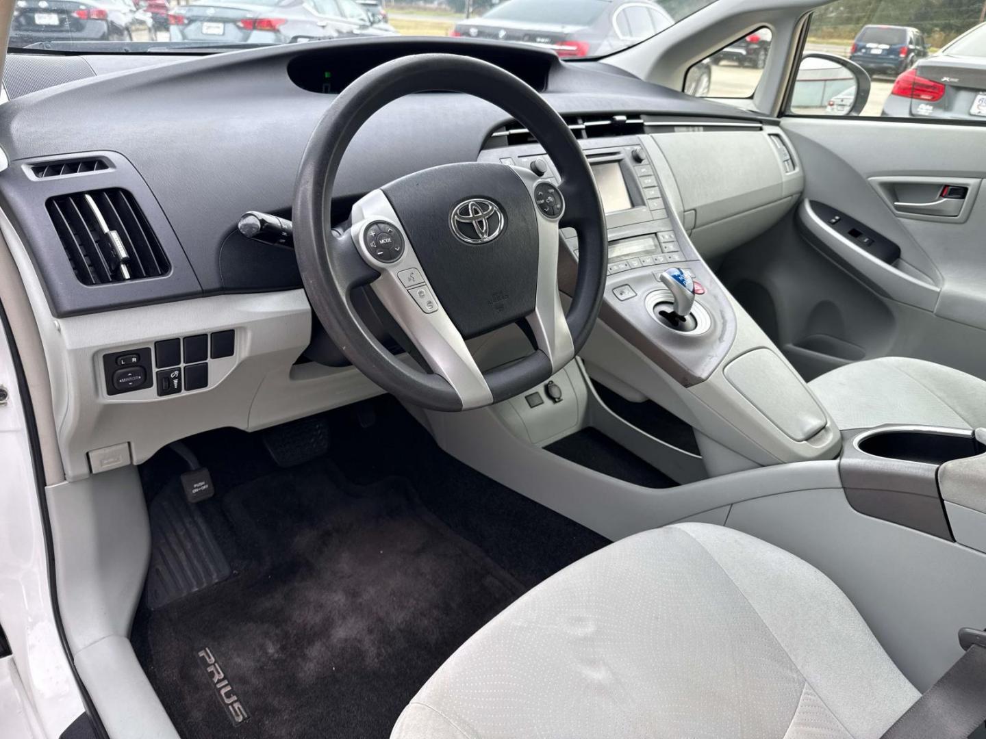 2013 Blizzard Pearl /Dark Gray Toyota Prius 5dr HB One (Natl) (JTDKN3DU8D5) , Automatic transmission, located at 6904 Johnston St., Lafayette, LA, 70503, (337) 988-1960, 30.143589, -92.100601 - Photo#19