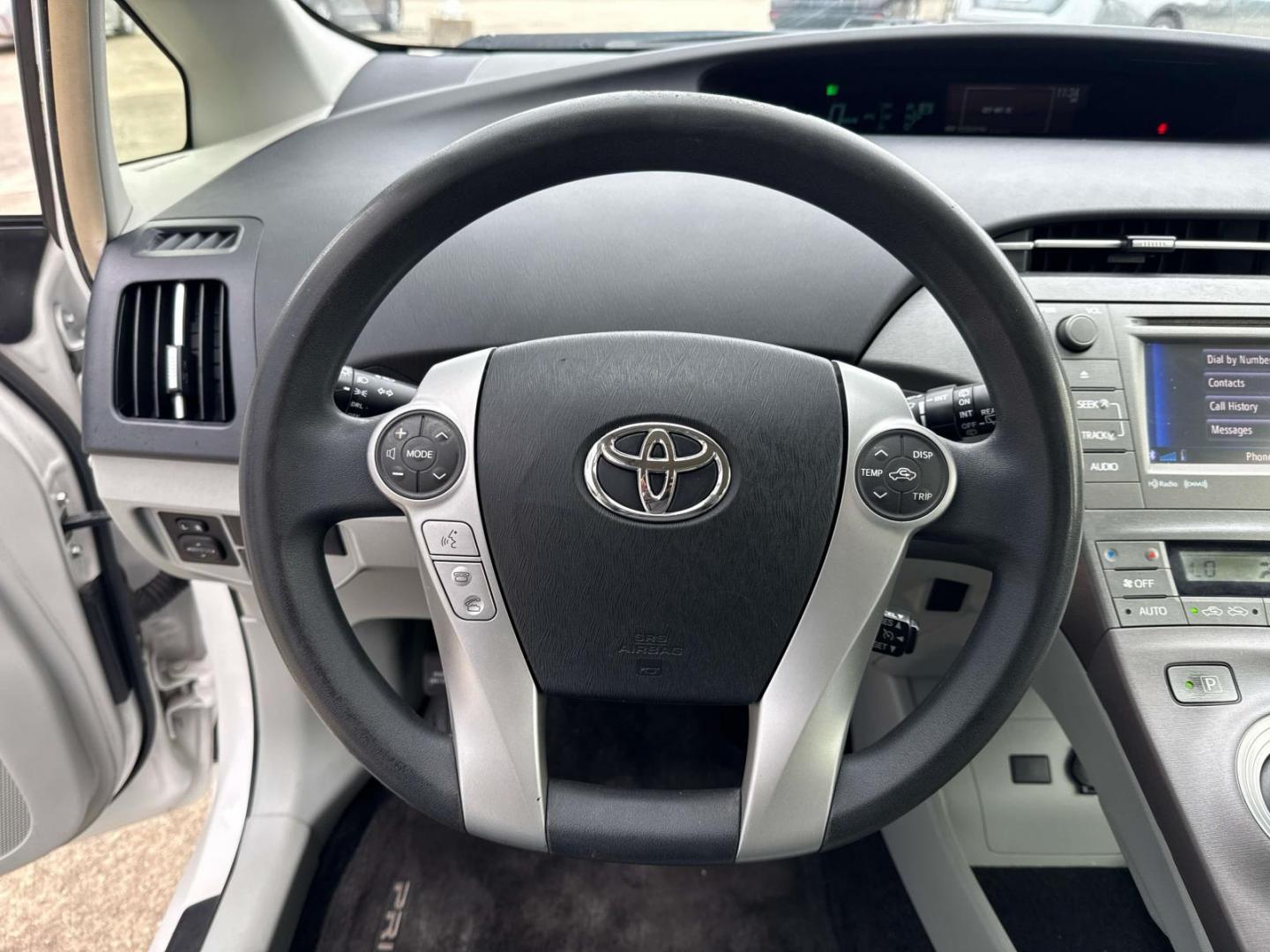 2013 Blizzard Pearl /Dark Gray Toyota Prius 5dr HB One (Natl) (JTDKN3DU8D5) , Automatic transmission, located at 6904 Johnston St., Lafayette, LA, 70503, (337) 988-1960, 30.143589, -92.100601 - Photo#20