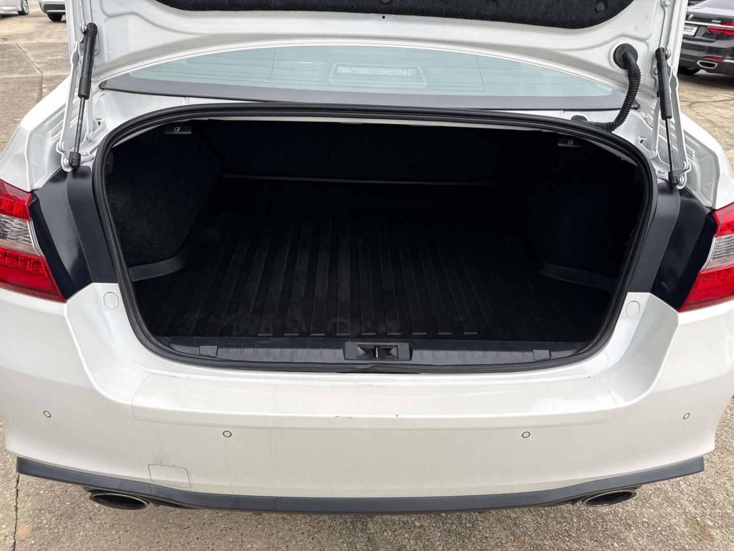 2018 Crystal White Pearl /Slate Black Subaru Legacy 3.6R Limited (4S3BNEN69J3) , Automatic transmission, located at 6904 Johnston St., Lafayette, LA, 70503, (337) 988-1960, 30.143589, -92.100601 - Photo#7