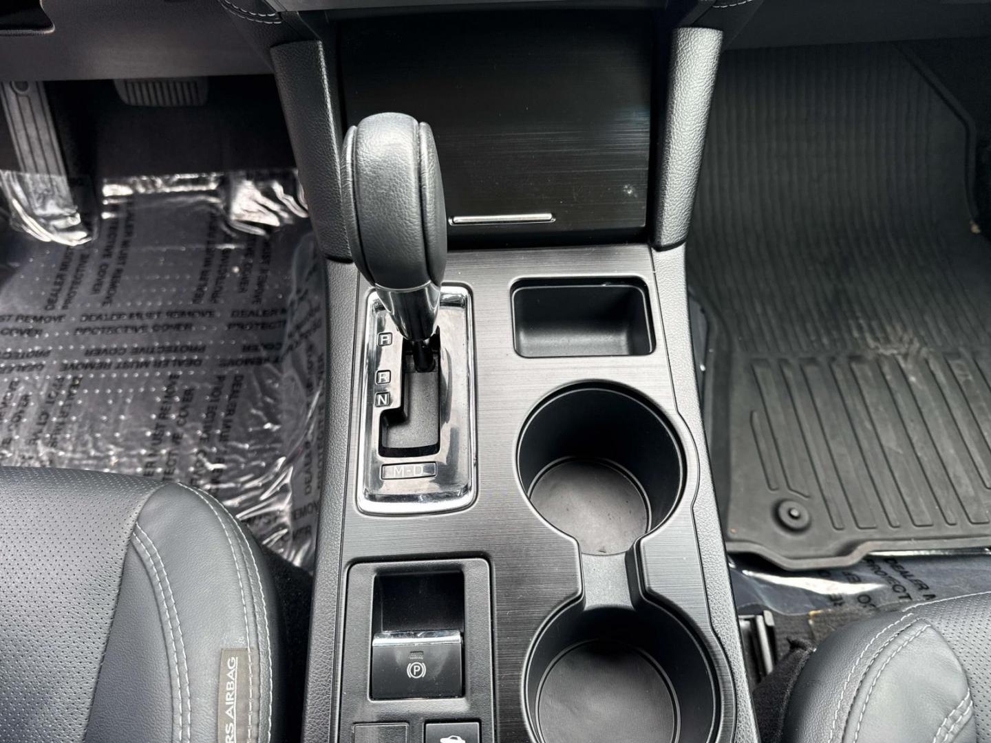 2018 Crystal White Pearl /Slate Black Subaru Legacy 3.6R Limited (4S3BNEN69J3) , Automatic transmission, located at 6904 Johnston St., Lafayette, LA, 70503, (337) 988-1960, 30.143589, -92.100601 - Photo#25