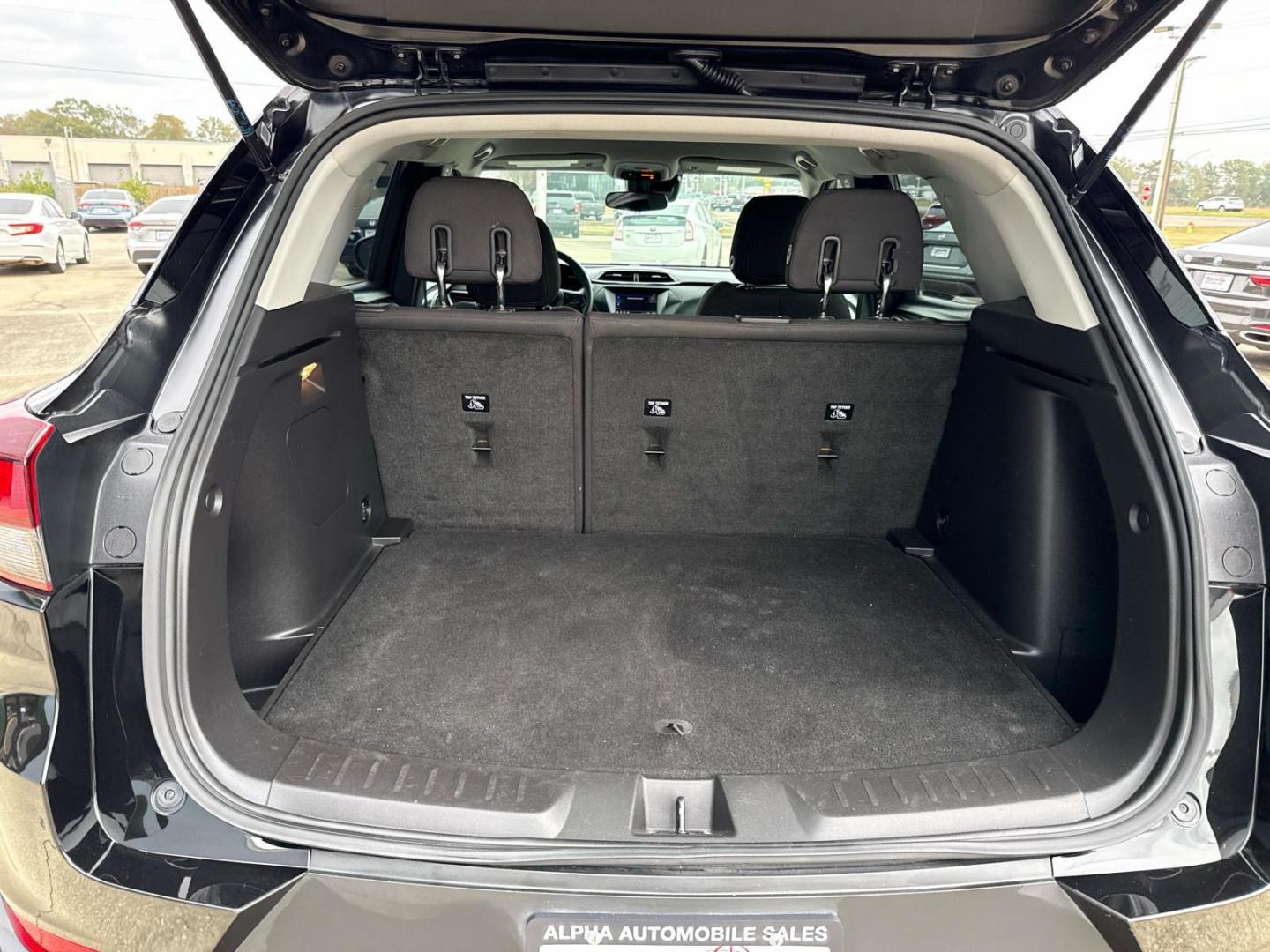 2022 Mosaic Black Metallic /Jet Black Chevrolet TrailBlazer FWD 4dr LS (KL79MMS21NB) , Automatic transmission, located at 6904 Johnston St., Lafayette, LA, 70503, (337) 988-1960, 30.143589, -92.100601 - Photo#7