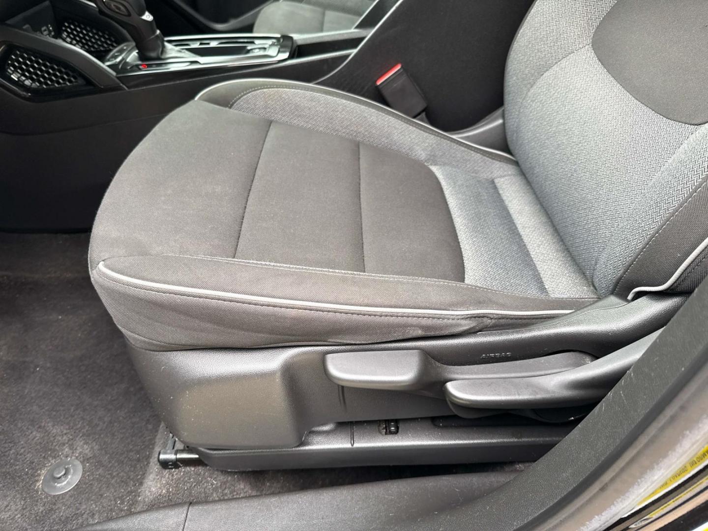 2022 Mosaic Black Metallic /Jet Black Chevrolet TrailBlazer FWD 4dr LS (KL79MMS21NB) , Automatic transmission, located at 6904 Johnston St., Lafayette, LA, 70503, (337) 988-1960, 30.143589, -92.100601 - Photo#16