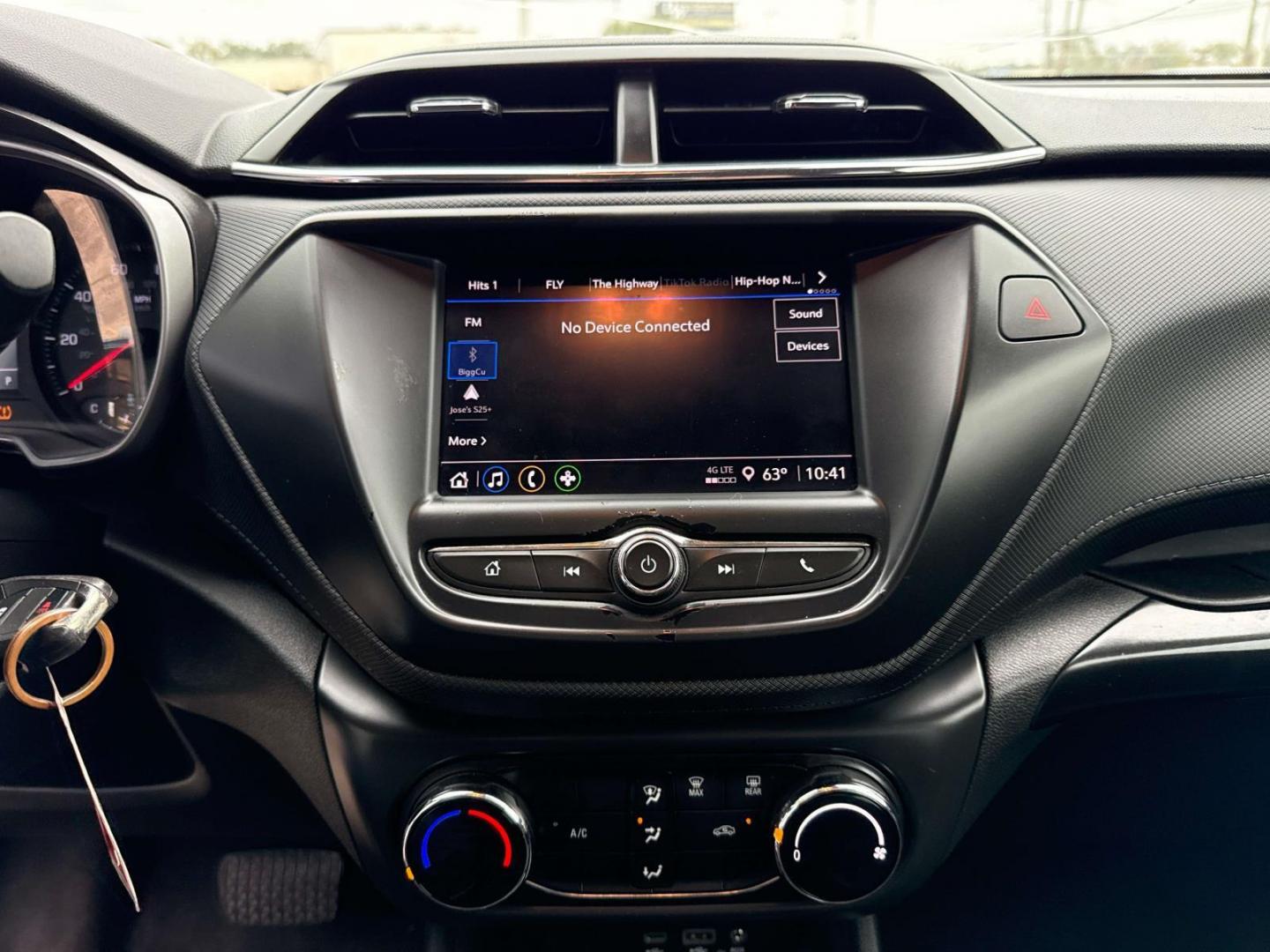 2022 Mosaic Black Metallic /Jet Black Chevrolet TrailBlazer FWD 4dr LS (KL79MMS21NB) , Automatic transmission, located at 6904 Johnston St., Lafayette, LA, 70503, (337) 988-1960, 30.143589, -92.100601 - Photo#24