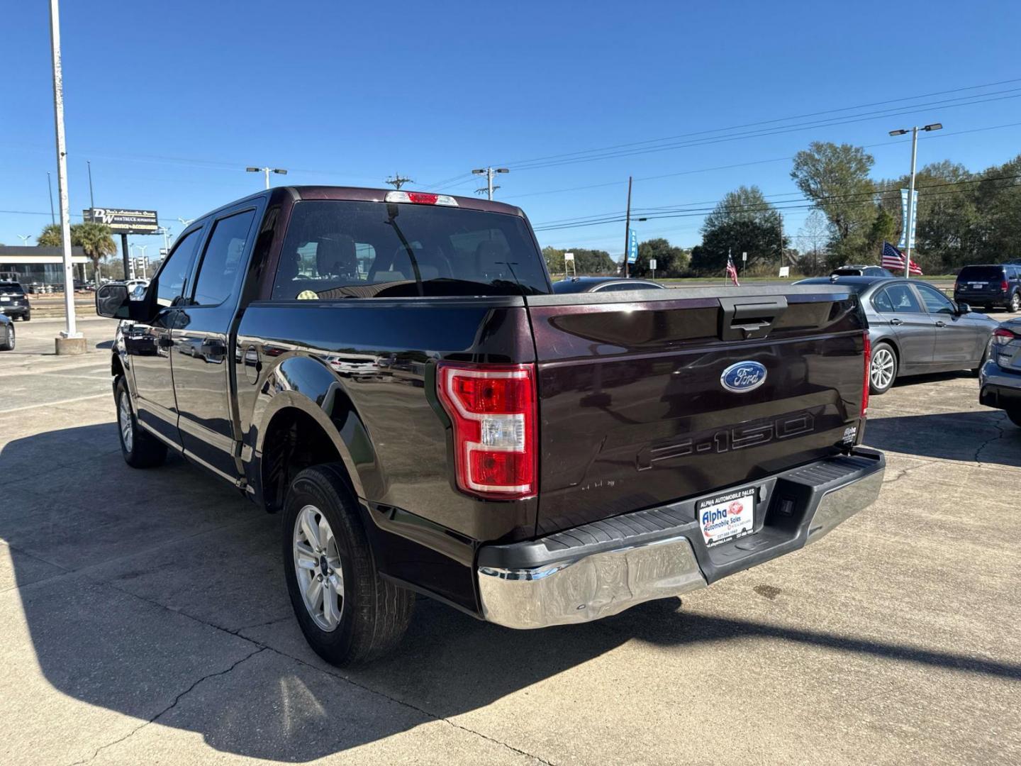 2020 Magma Red Metallic /Medium Earth Gray Ford F-150 XLT 2WD SuperCrew 5.5' Box (1FTEW1C51LK) , Automatic transmission, located at 6904 Johnston St., Lafayette, LA, 70503, (337) 988-1960, 30.143589, -92.100601 - Photo#4