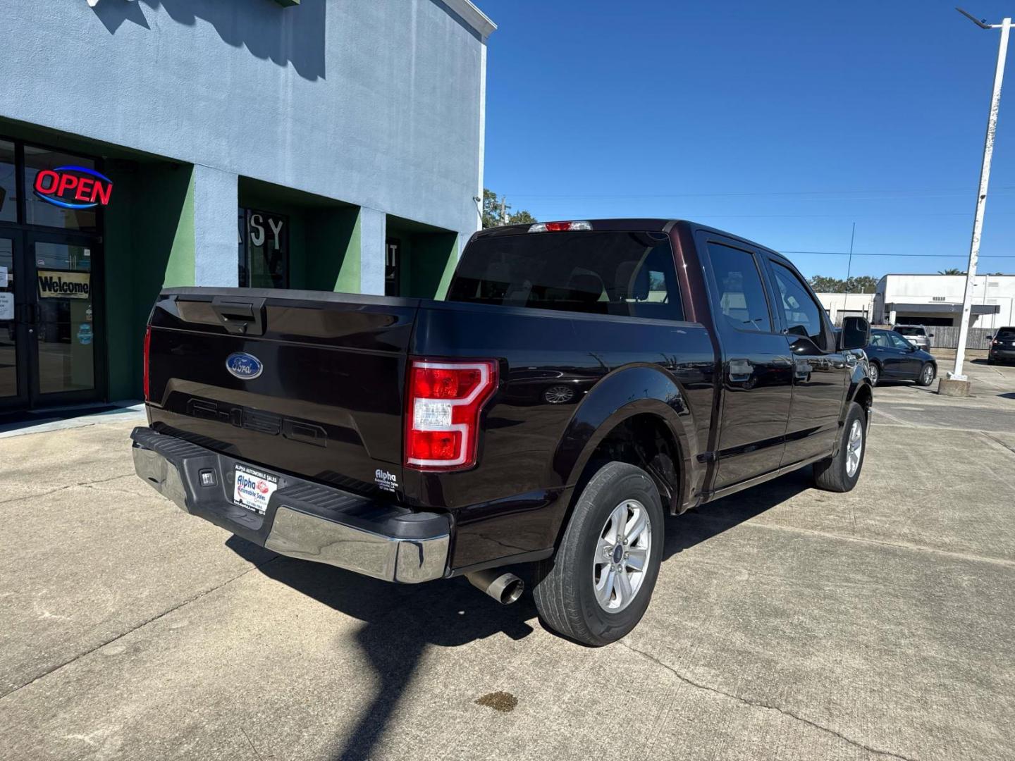 2020 Magma Red Metallic /Medium Earth Gray Ford F-150 XLT 2WD SuperCrew 5.5' Box (1FTEW1C51LK) , Automatic transmission, located at 6904 Johnston St., Lafayette, LA, 70503, (337) 988-1960, 30.143589, -92.100601 - Photo#6