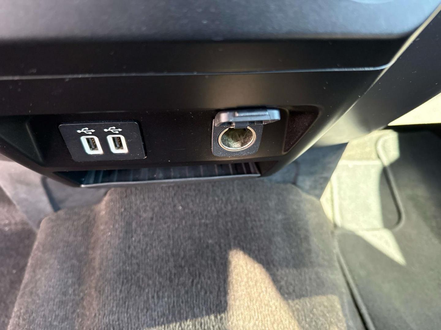 2020 Magma Red Metallic /Medium Earth Gray Ford F-150 XLT 2WD SuperCrew 5.5' Box (1FTEW1C51LK) , Automatic transmission, located at 6904 Johnston St., Lafayette, LA, 70503, (337) 988-1960, 30.143589, -92.100601 - Photo#25