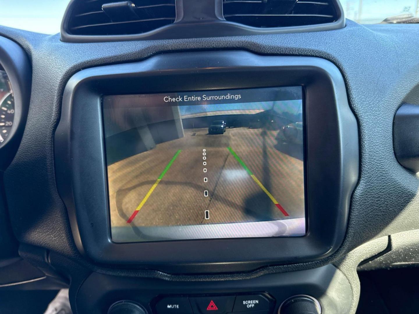 2018 Silver /Black Jeep Renegade Limited FWD (ZACCJADB9JP) , Automatic transmission, located at 6904 Johnston St., Lafayette, LA, 70503, (337) 988-1960, 30.143589, -92.100601 - Photo#26