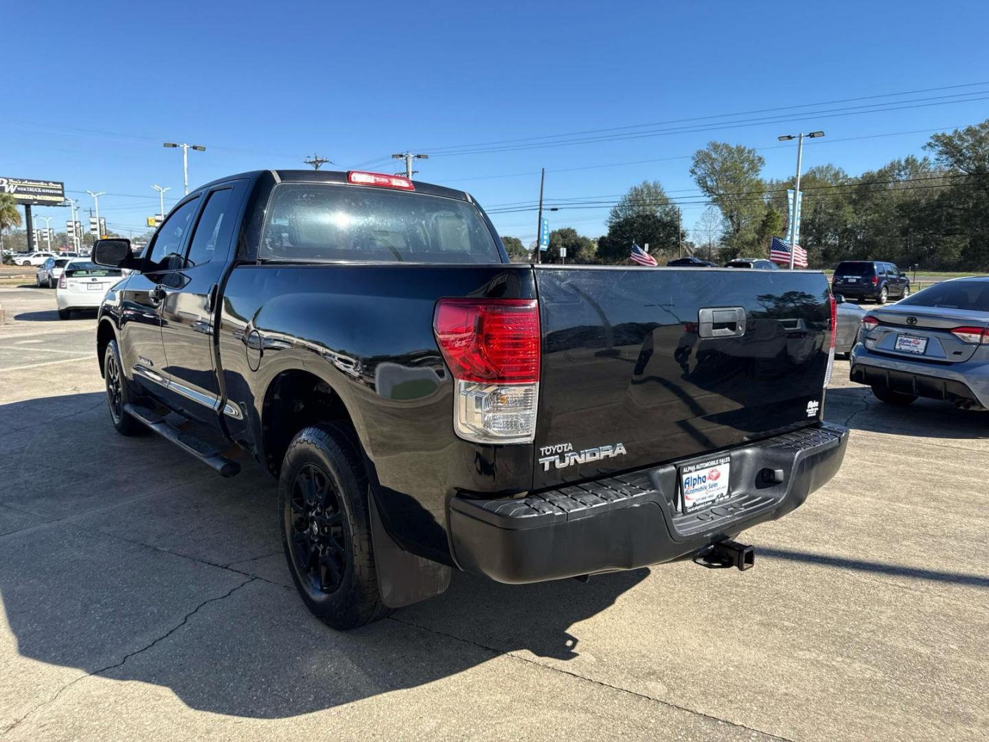 2013 Black /Graphite Toyota Tundra 2WD Truck Double Cab 4.6L V8 6-Spd AT (Natl) (5TFRM5F14DX) , Automatic transmission, located at 6904 Johnston St., Lafayette, LA, 70503, (337) 988-1960, 30.143589, -92.100601 - Photo#4