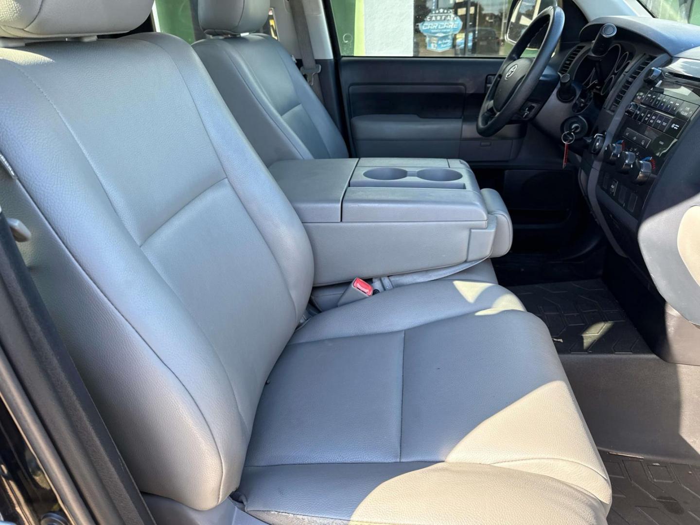 2013 Black /Graphite Toyota Tundra 2WD Truck Double Cab 4.6L V8 6-Spd AT (Natl) (5TFRM5F14DX) , Automatic transmission, located at 6904 Johnston St., Lafayette, LA, 70503, (337) 988-1960, 30.143589, -92.100601 - Photo#10