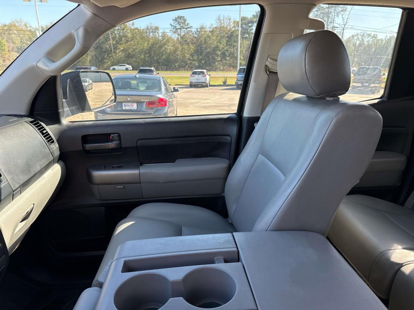 2013 Black /Graphite Toyota Tundra 2WD Truck Double Cab 4.6L V8 6-Spd AT (Natl) (5TFRM5F14DX) , Automatic transmission, located at 6904 Johnston St., Lafayette, LA, 70503, (337) 988-1960, 30.143589, -92.100601 - Photo#14