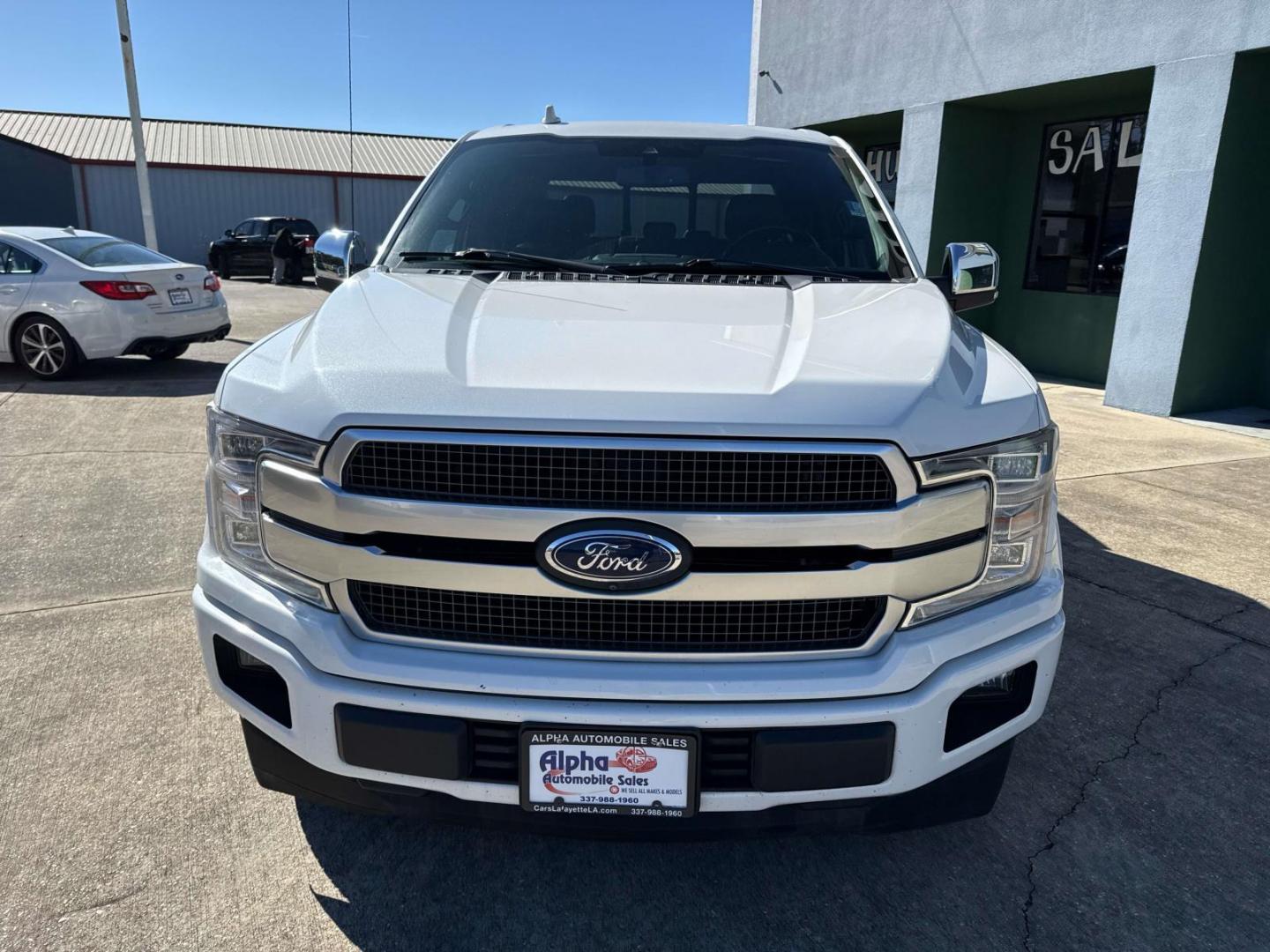 2020 Star White Metallic Tri-Coat /Black Ford F-150 Platinum 2WD SuperCrew 5.5' Box (1FTEW1C59LF) , Automatic transmission, located at 6904 Johnston St., Lafayette, LA, 70503, (337) 988-1960, 30.143589, -92.100601 - Photo#1