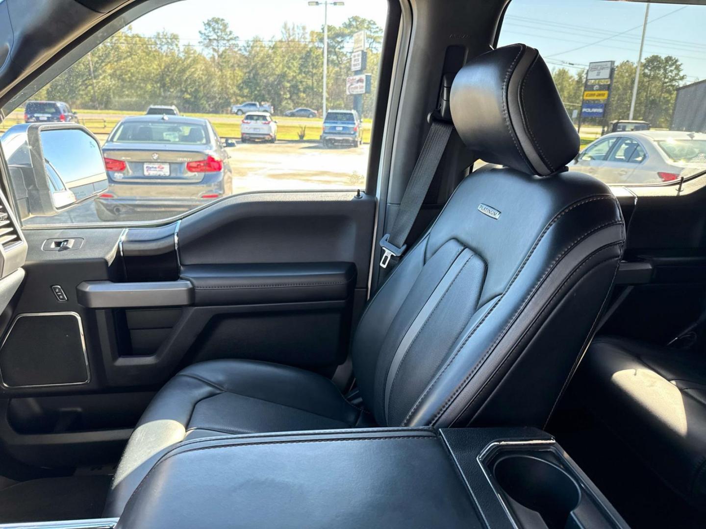2020 Star White Metallic Tri-Coat /Black Ford F-150 Platinum 2WD SuperCrew 5.5' Box (1FTEW1C59LF) , Automatic transmission, located at 6904 Johnston St., Lafayette, LA, 70503, (337) 988-1960, 30.143589, -92.100601 - Photo#14