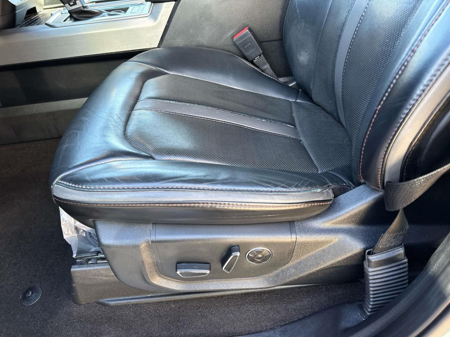 2020 Star White Metallic Tri-Coat /Black Ford F-150 Platinum 2WD SuperCrew 5.5' Box (1FTEW1C59LF) , Automatic transmission, located at 6904 Johnston St., Lafayette, LA, 70503, (337) 988-1960, 30.143589, -92.100601 - Photo#16