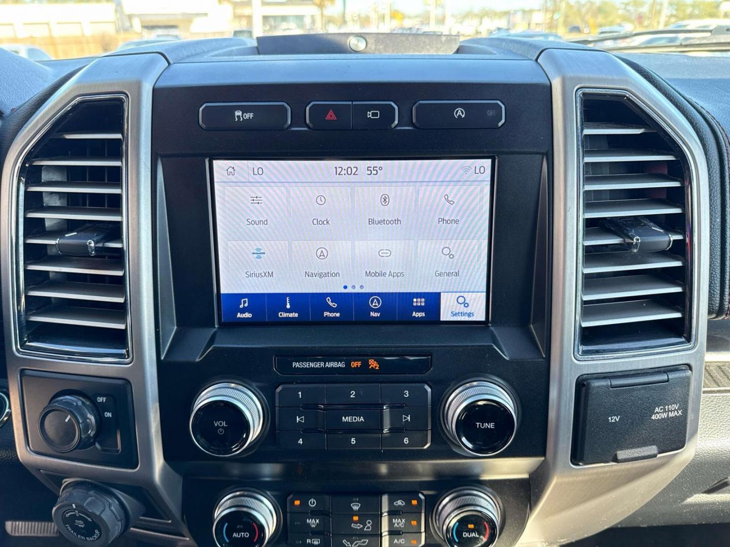 2020 Star White Metallic Tri-Coat /Black Ford F-150 Platinum 2WD SuperCrew 5.5' Box (1FTEW1C59LF) , Automatic transmission, located at 6904 Johnston St., Lafayette, LA, 70503, (337) 988-1960, 30.143589, -92.100601 - Photo#24