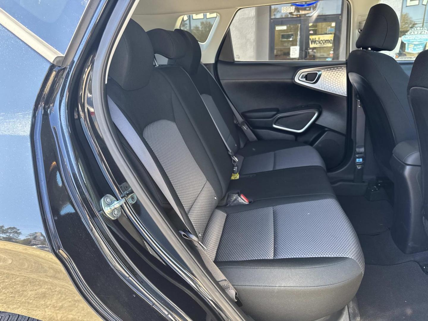 2024 Black /Black/Gray Kia Soul LX IVT (KNDJ23AUXR7) , Automatic transmission, located at 6904 Johnston St., Lafayette, LA, 70503, (337) 988-1960, 30.143589, -92.100601 - Photo#8