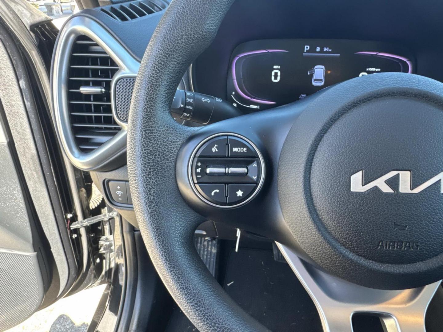 2024 Black /Black/Gray Kia Soul LX IVT (KNDJ23AUXR7) , Automatic transmission, located at 6904 Johnston St., Lafayette, LA, 70503, (337) 988-1960, 30.143589, -92.100601 - Photo#22