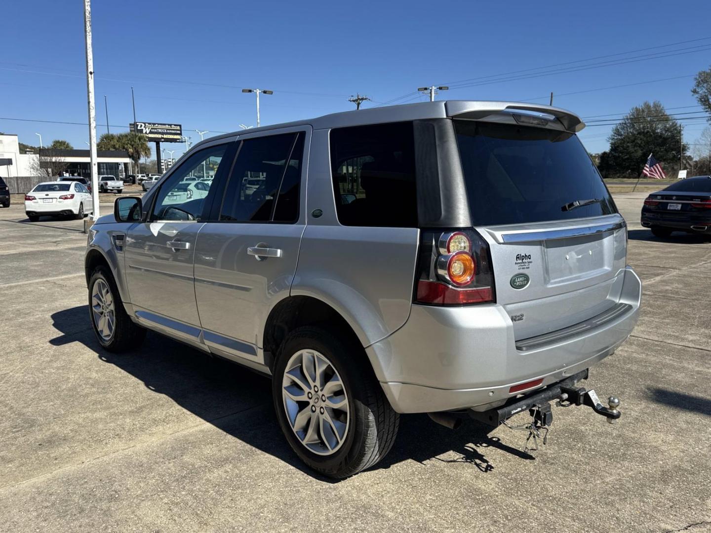 2014 Silver /Tan Land Rover LR2 AWD 4dr (SALFR2BG4EH) , Automatic transmission, located at 6904 Johnston St., Lafayette, LA, 70503, (337) 988-1960, 30.143589, -92.100601 - Photo#4