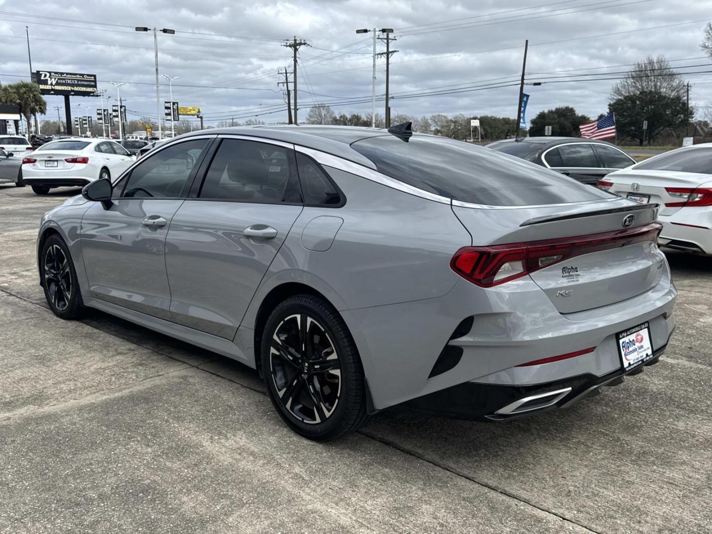 2021 Wolf Gray /Red Kia K5 GT-Line Auto FWD (5XXG64J20MG) , Automatic transmission, located at 6904 Johnston St., Lafayette, LA, 70503, (337) 988-1960, 30.143589, -92.100601 - Photo#4