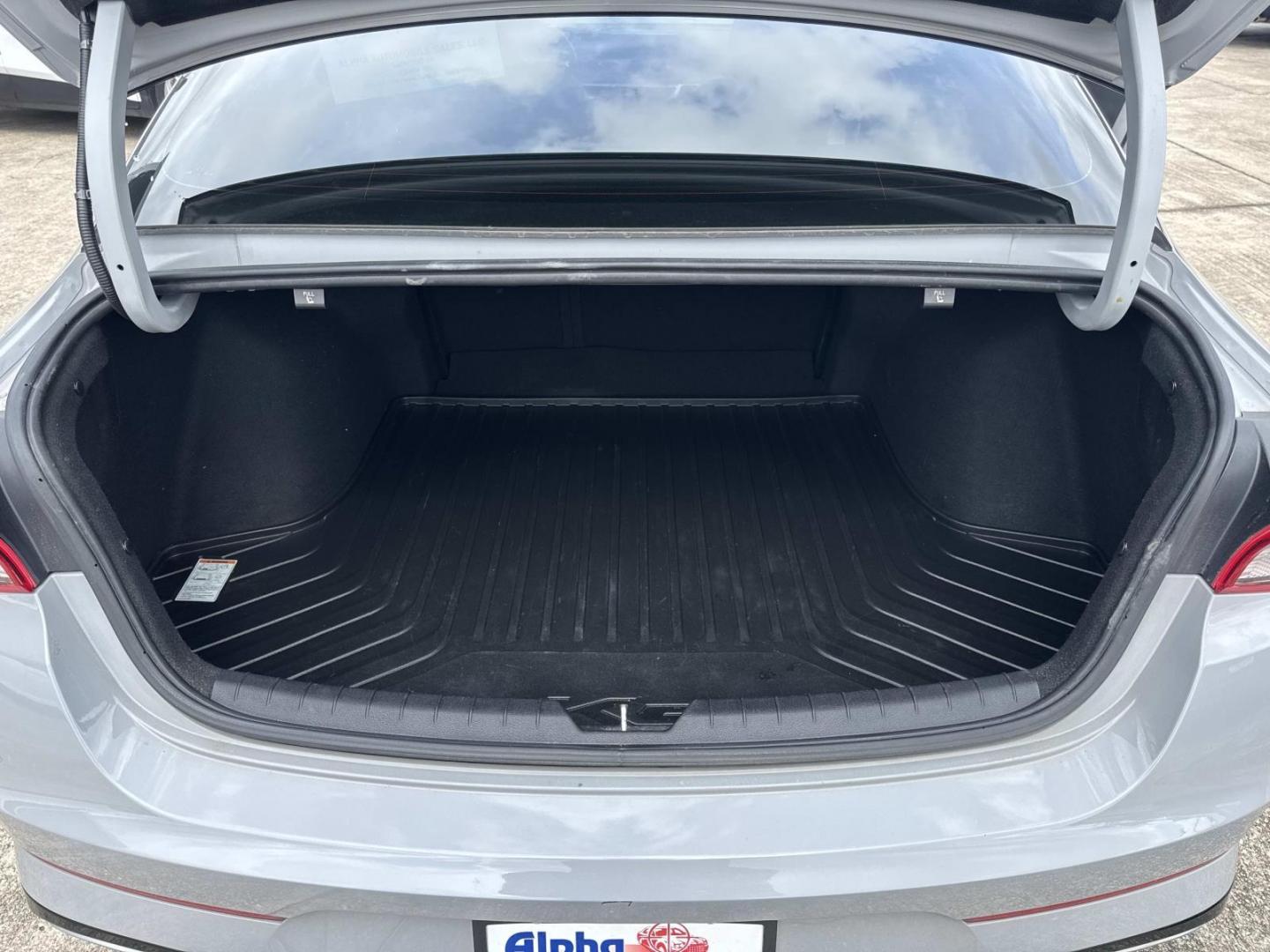 2021 Wolf Gray /Red Kia K5 GT-Line Auto FWD (5XXG64J20MG) , Automatic transmission, located at 6904 Johnston St., Lafayette, LA, 70503, (337) 988-1960, 30.143589, -92.100601 - Photo#7