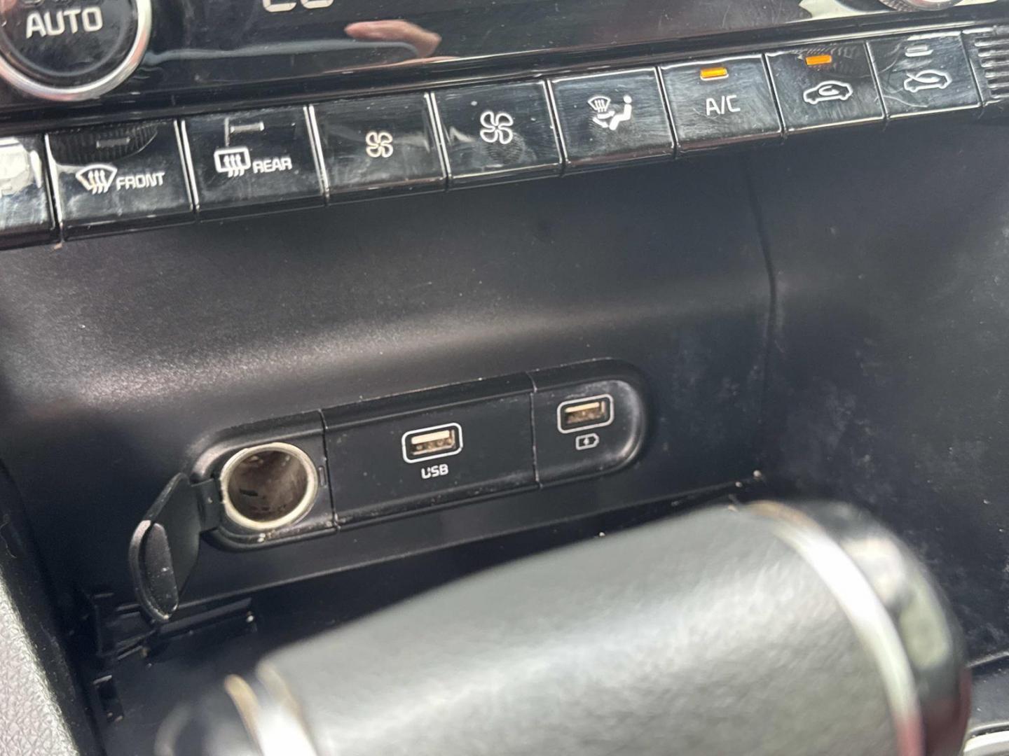 2021 Wolf Gray /Red Kia K5 GT-Line Auto FWD (5XXG64J20MG) , Automatic transmission, located at 6904 Johnston St., Lafayette, LA, 70503, (337) 988-1960, 30.143589, -92.100601 - Photo#27