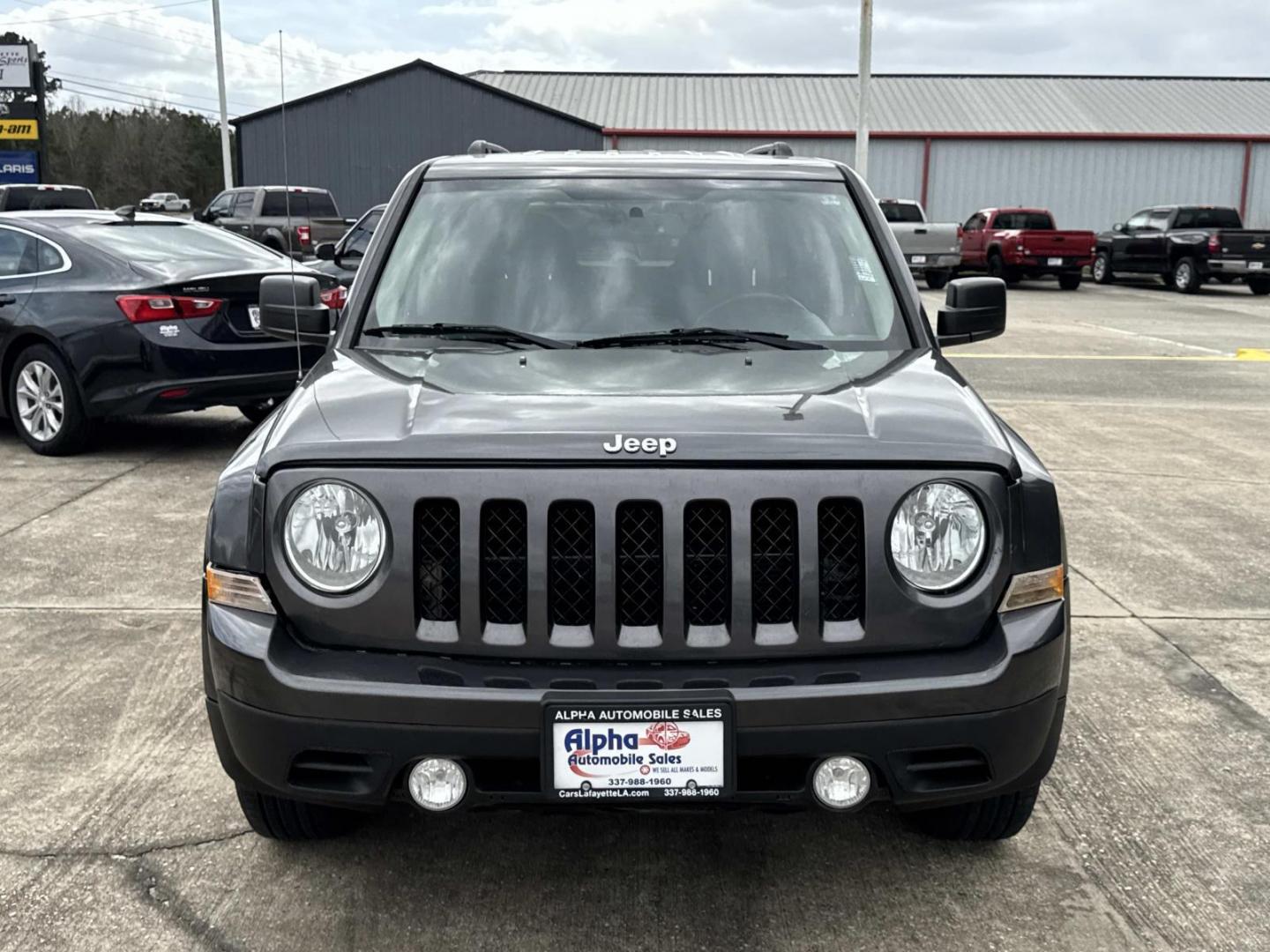 2017 Gray /Gray Jeep Patriot Latitude FWD (1C4NJPFB4HD) , Automatic transmission, located at 6904 Johnston St., Lafayette, LA, 70503, (337) 988-1960, 30.143589, -92.100601 - Photo#1