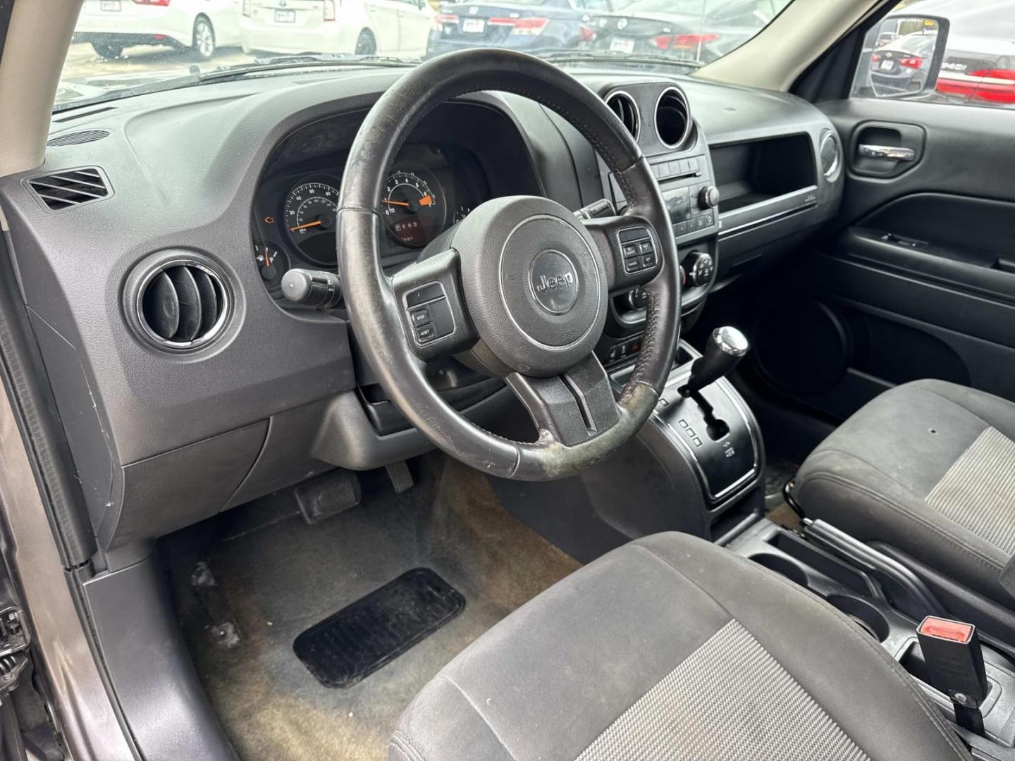 2017 Gray /Gray Jeep Patriot Latitude FWD (1C4NJPFB4HD) , Automatic transmission, located at 6904 Johnston St., Lafayette, LA, 70503, (337) 988-1960, 30.143589, -92.100601 - Photo#16