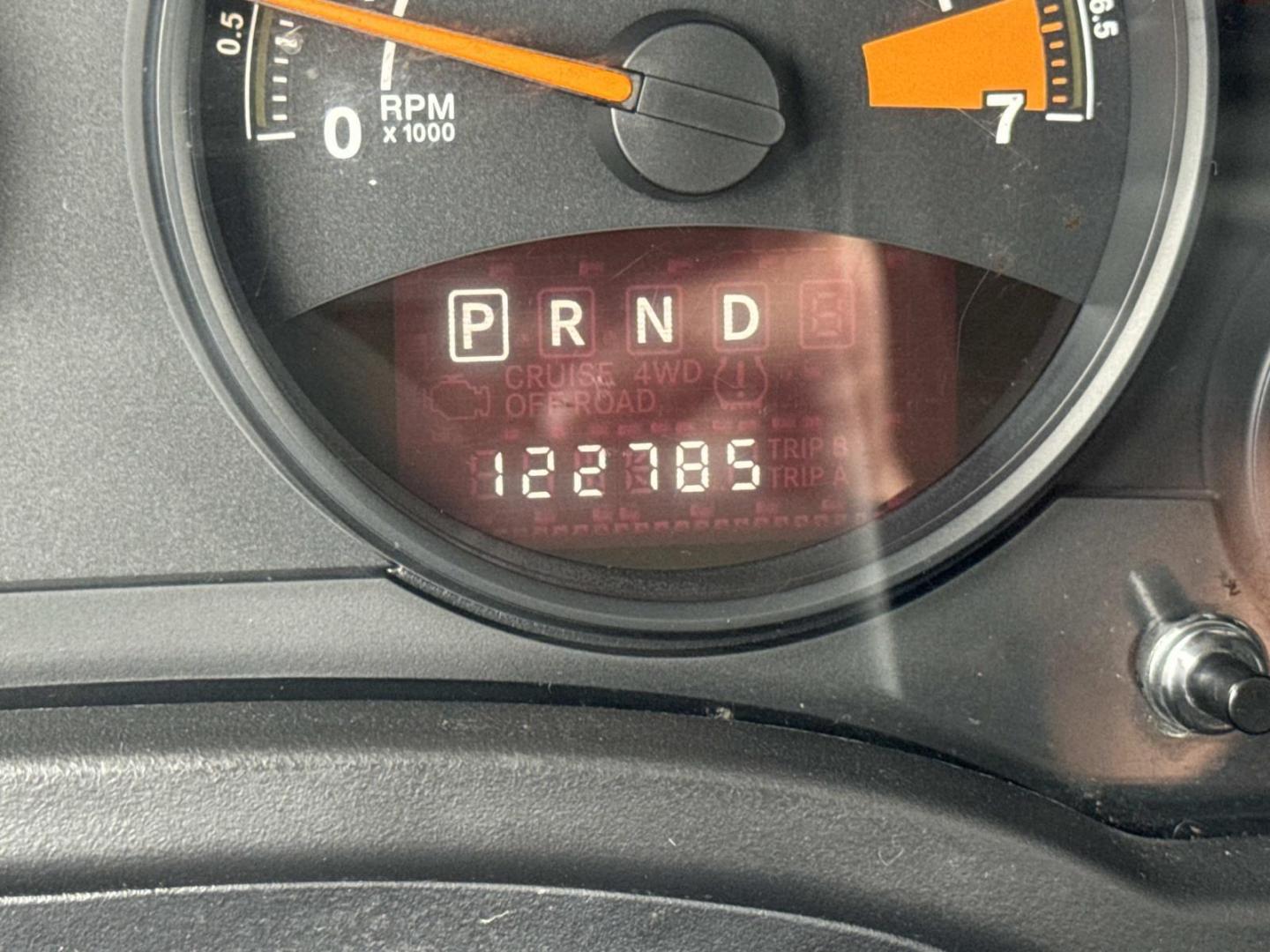 2017 Gray /Gray Jeep Patriot Latitude FWD (1C4NJPFB4HD) , Automatic transmission, located at 6904 Johnston St., Lafayette, LA, 70503, (337) 988-1960, 30.143589, -92.100601 - Photo#26