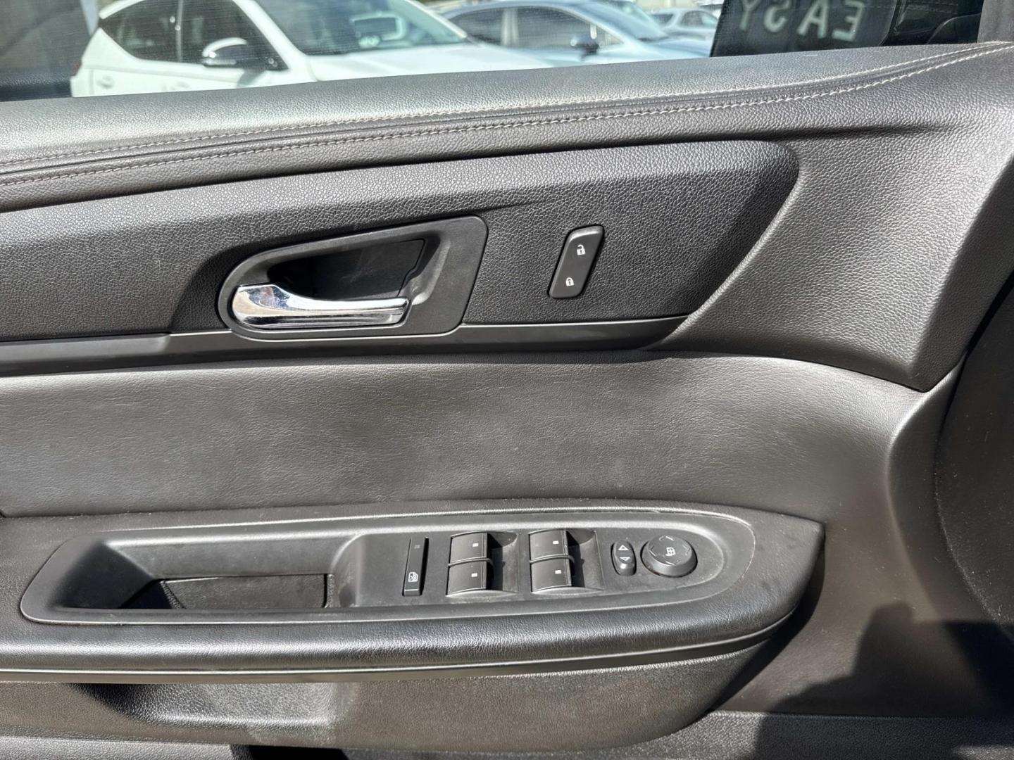 2017 Black /Black Chevrolet Traverse FWD 4dr LT w/1LT (1GNKRGKD7HJ) , Automatic transmission, located at 6904 Johnston St., Lafayette, LA, 70503, (337) 988-1960, 30.143589, -92.100601 - Photo#18