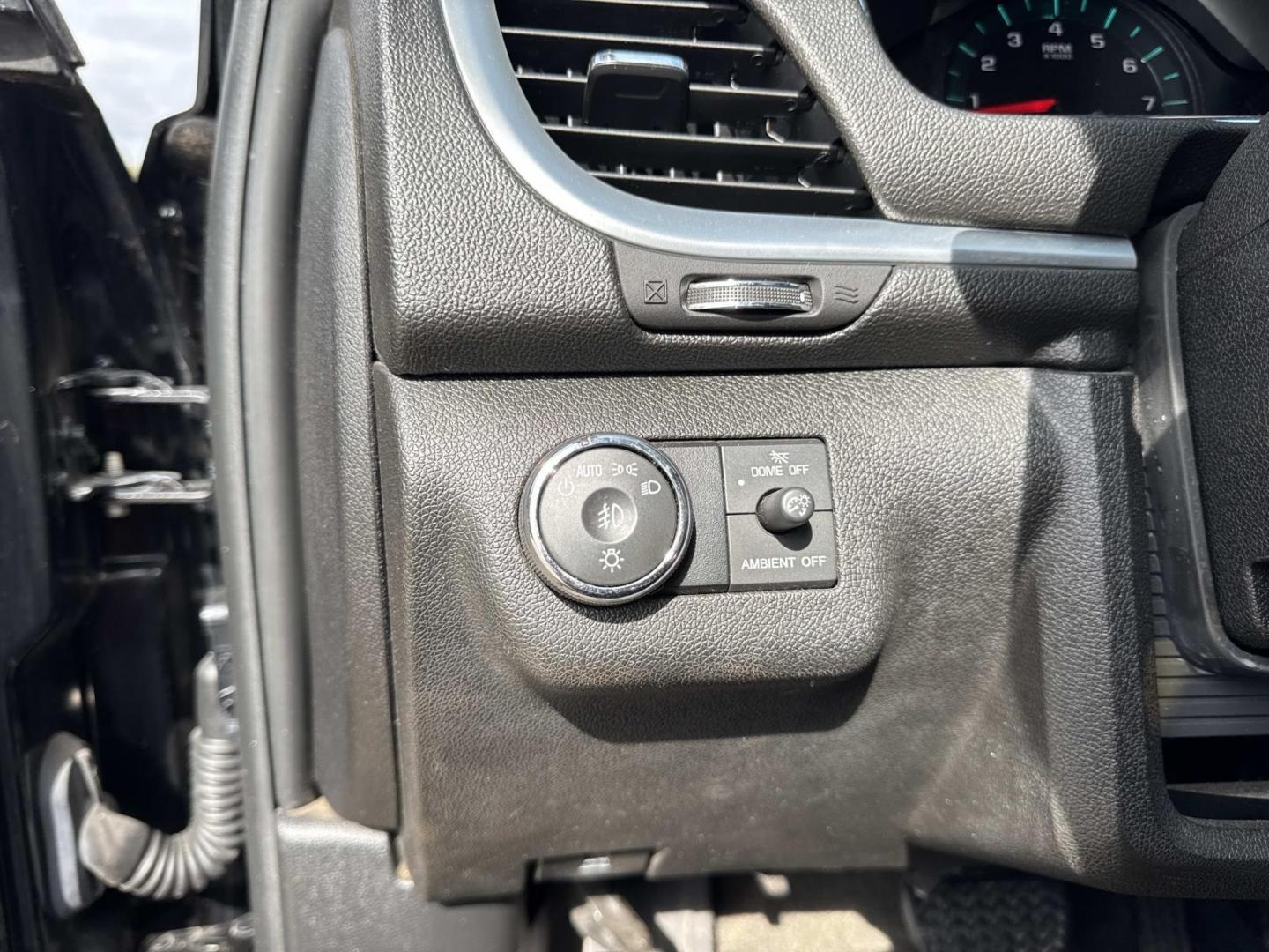 2017 Black /Black Chevrolet Traverse FWD 4dr LT w/1LT (1GNKRGKD7HJ) , Automatic transmission, located at 6904 Johnston St., Lafayette, LA, 70503, (337) 988-1960, 30.143589, -92.100601 - Photo#19