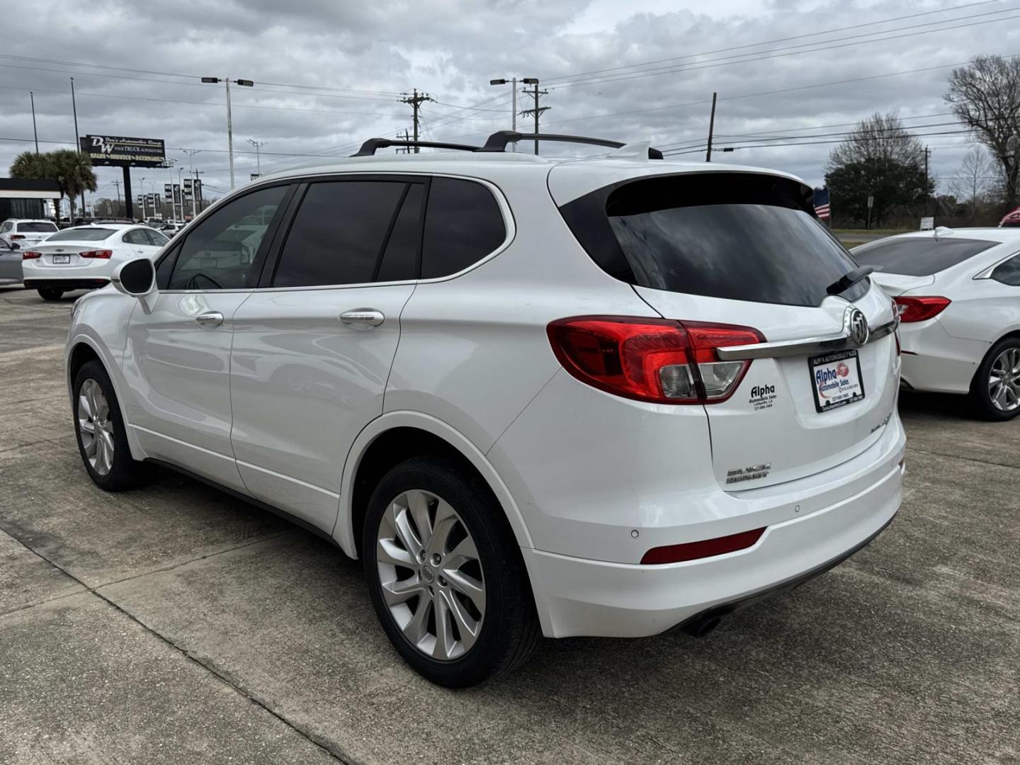 2017 White /Tan Buick Envision AWD 4dr Premium II (LRBFXFSX6HD) , Automatic transmission, located at 6904 Johnston St., Lafayette, LA, 70503, (337) 988-1960, 30.143589, -92.100601 - Photo#4
