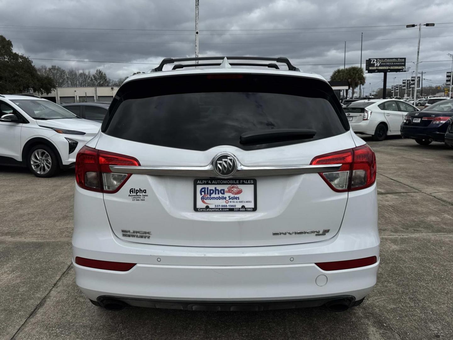 2017 White /Tan Buick Envision AWD 4dr Premium II (LRBFXFSX6HD) , Automatic transmission, located at 6904 Johnston St., Lafayette, LA, 70503, (337) 988-1960, 30.143589, -92.100601 - Photo#5