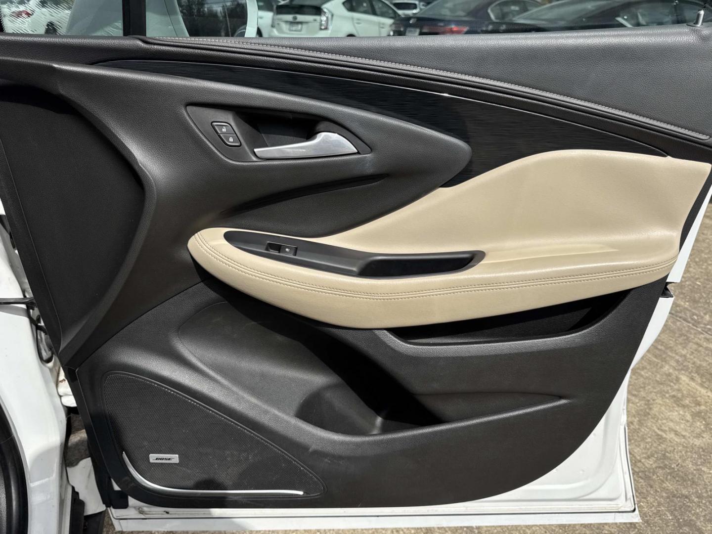 2017 White /Tan Buick Envision AWD 4dr Premium II (LRBFXFSX6HD) , Automatic transmission, located at 6904 Johnston St., Lafayette, LA, 70503, (337) 988-1960, 30.143589, -92.100601 - Photo#12