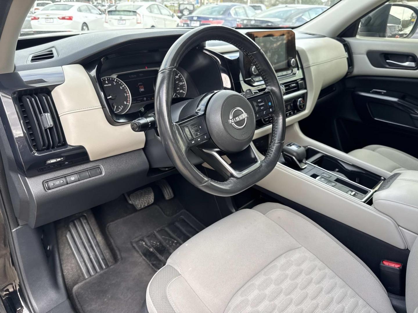 2022 Black /Light Gray Nissan Pathfinder SV 2WD (5N1DR3BA7NC) , Automatic transmission, located at 6904 Johnston St., Lafayette, LA, 70503, (337) 988-1960, 30.143589, -92.100601 - Photo#16