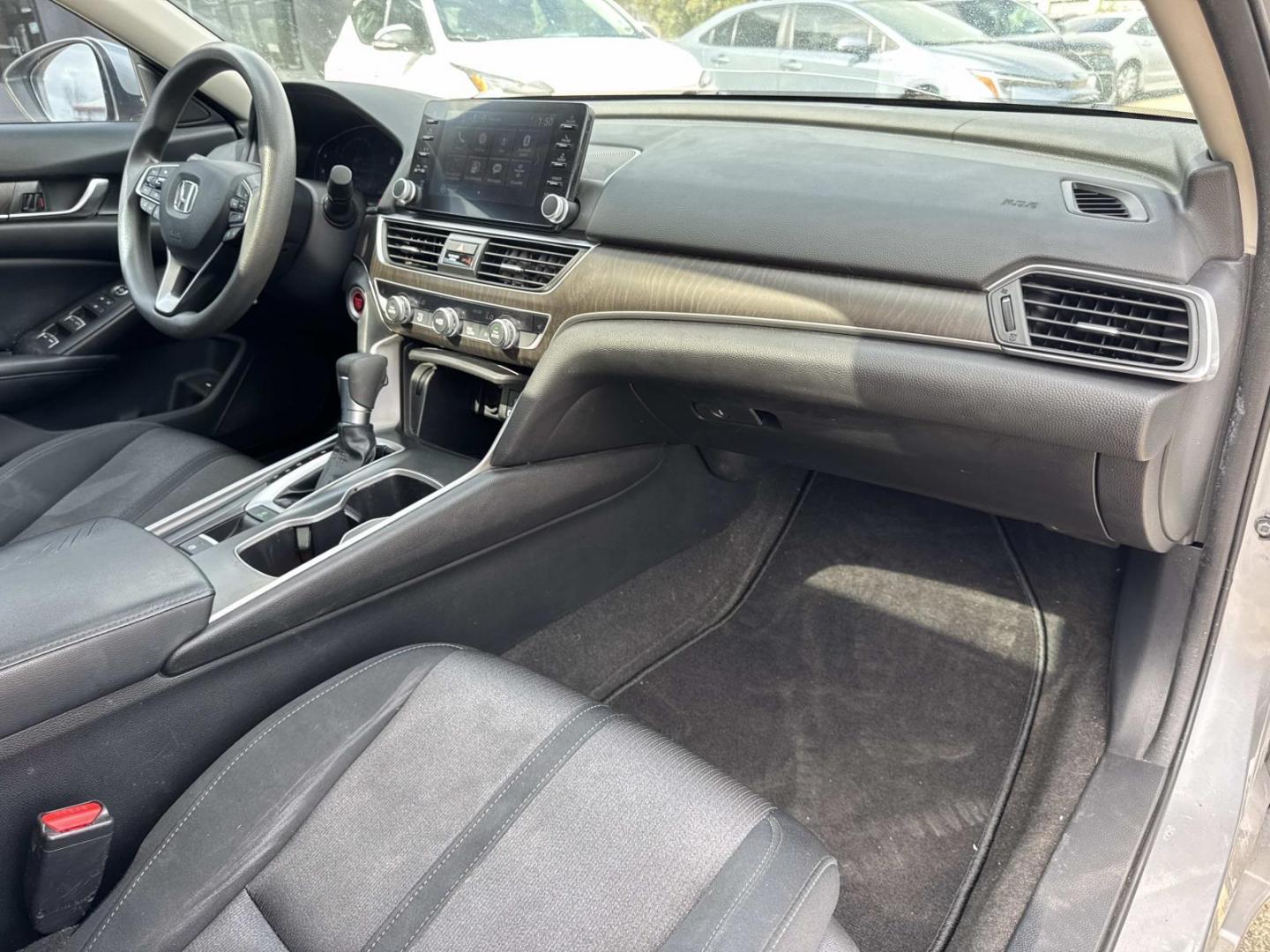 2018 Silver /Black Honda Accord Sedan EX 1.5T CVT (1HGCV1F44JA) , Automatic transmission, located at 6904 Johnston St., Lafayette, LA, 70503, (337) 988-1960, 30.143589, -92.100601 - Photo#11