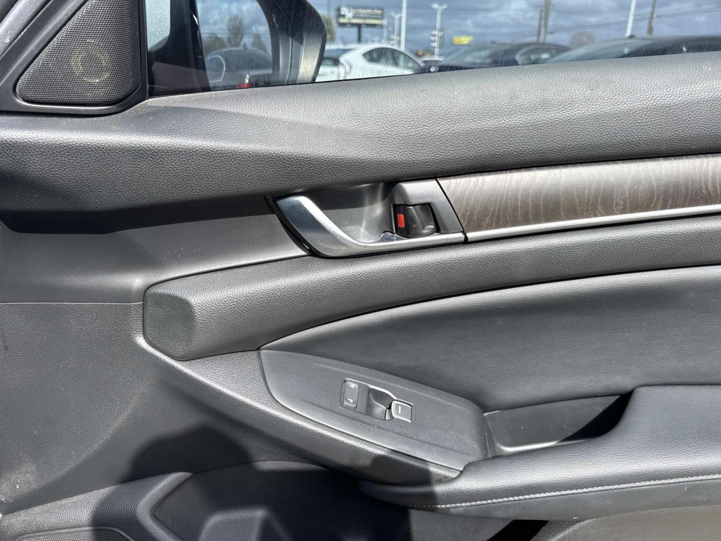 2018 Silver /Black Honda Accord Sedan EX 1.5T CVT (1HGCV1F44JA) , Automatic transmission, located at 6904 Johnston St., Lafayette, LA, 70503, (337) 988-1960, 30.143589, -92.100601 - Photo#13